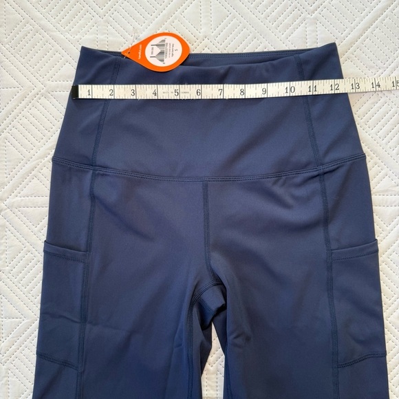 Handful High Five High Waisted Biker Shorts Size S In Night Swim Navy - Picture 6 of 11